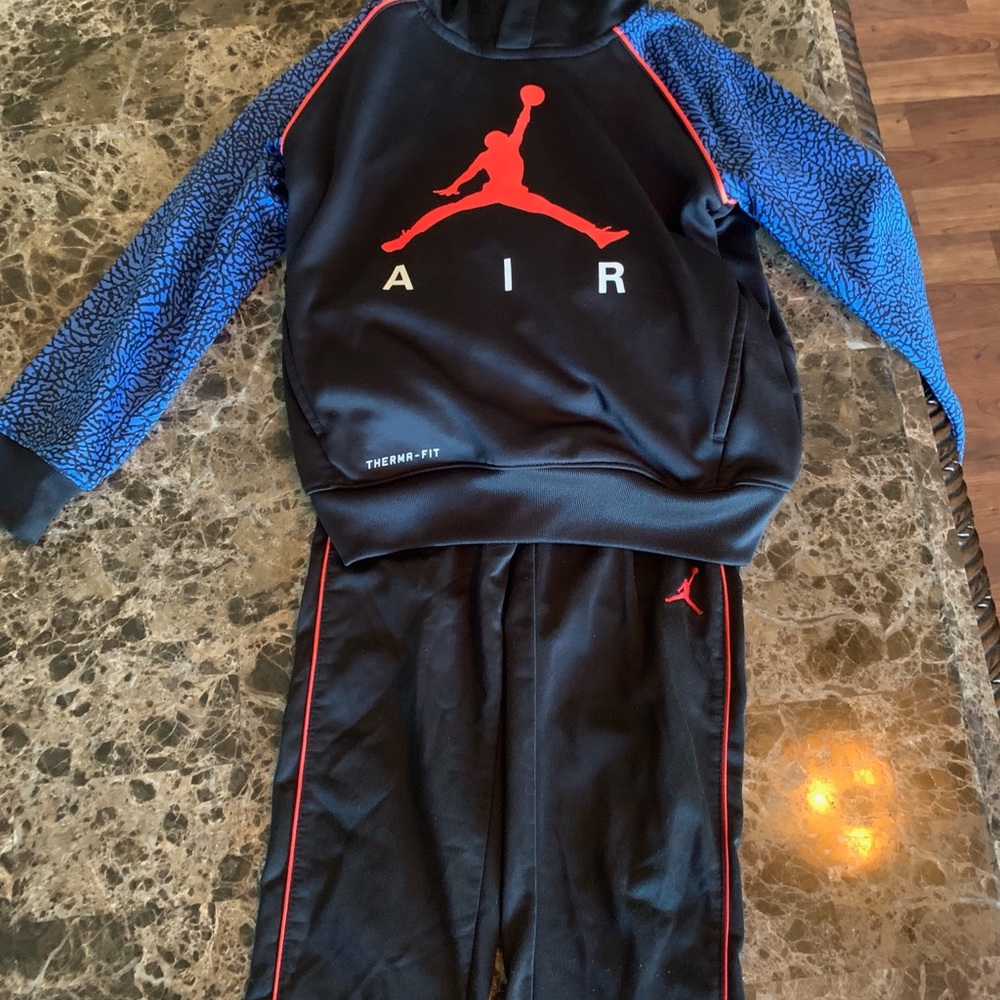 sizes 5t-6t - Picture 3 of 10